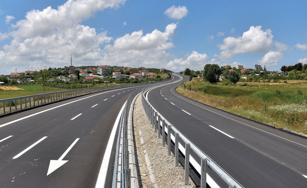 Rrjeti TEN-T 2024, Shqipëria po ecën me rrugët, dobët me hekurudhat